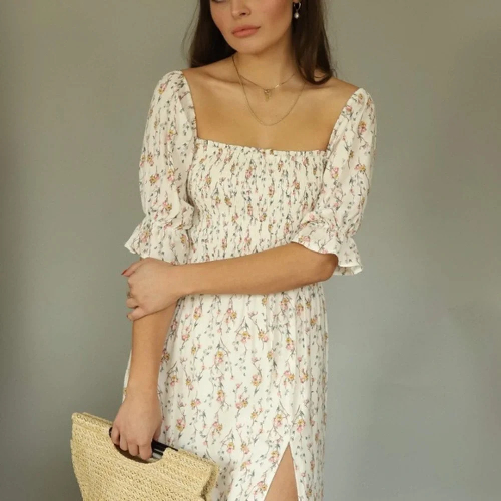 NWT White‎ Floral Smocked Midi Sundress